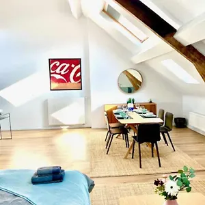 Cozy In Antwerpen Appartamento