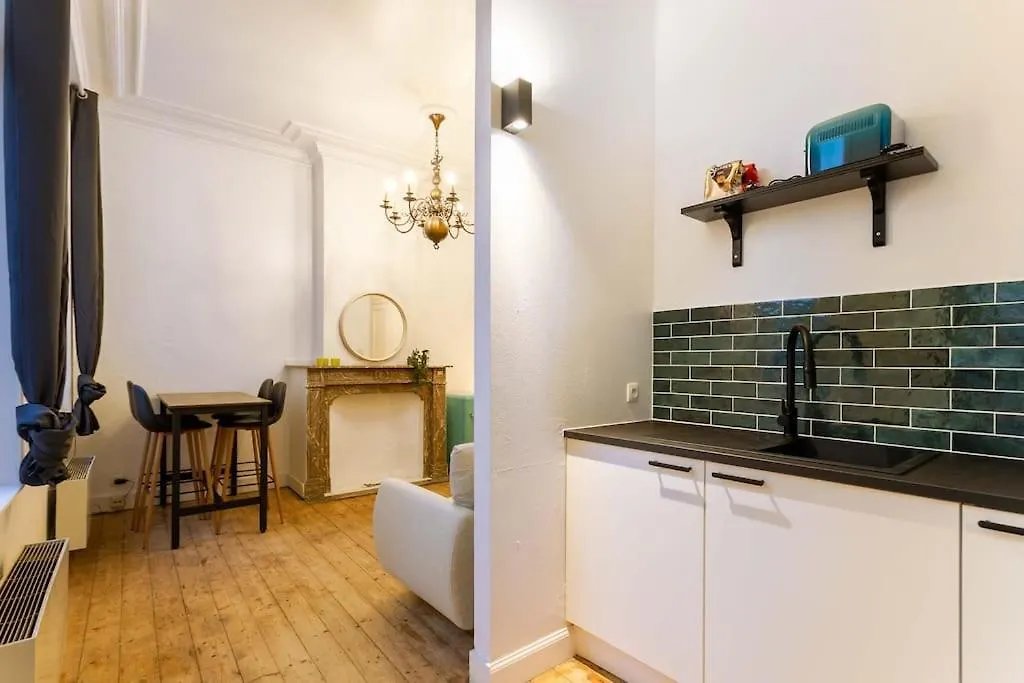 Blue Lagoon In The City Apartment Antwerp Belgium