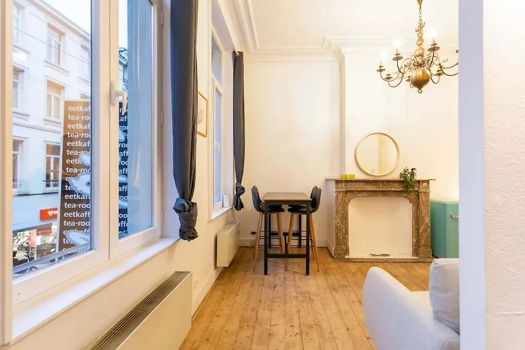 Blue Lagoon In The City Apartment Antwerp