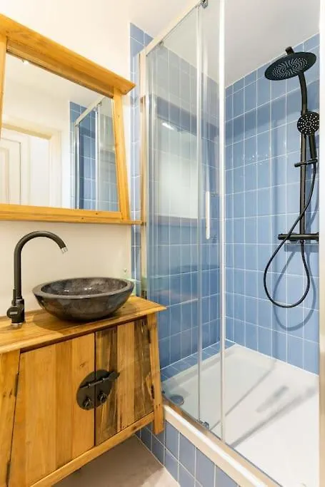 Blue Lagoon In The City Apartment Antwerp