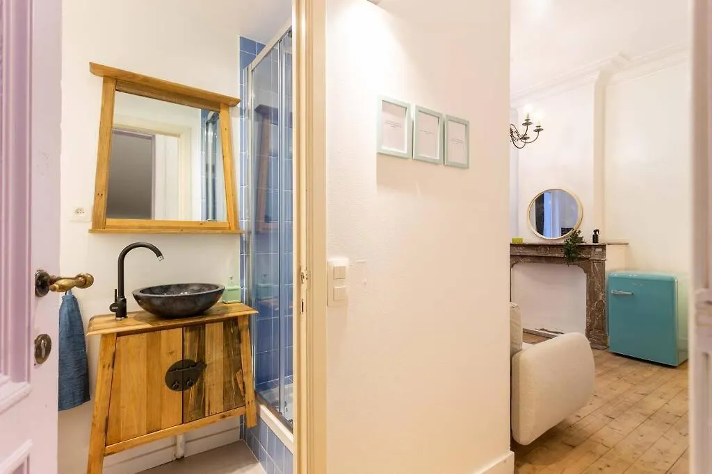Blue Lagoon In The City Apartment Antwerp